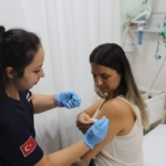 mugla-buyuksehir-belediyesi-ucretsiz-hpv-asisi-destegi-ile-vatandaslarin-yaninda-olmaya-devam-ediyor.jpg