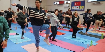 buca-belediyesinden-ucretsiz-yoga-pilates-ve-zumba-kurslari.jpg