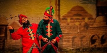 keciorende-bir-gunde-iki-oyun-sahnelendi.jpg