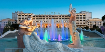 titanic-hotelsde-yeni-yil-buyusune-kapilin.jpg