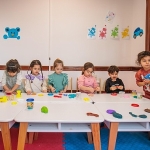 mutlu-cocuklar-oyun-evleri-buyumeye-devam-ediyor-ayla-okmene-yeni-sinif.jpg