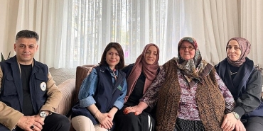 baskan-kocaman-kartepeli-buyukleri-unutmadi.jpg