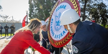 konak-canakkale-sehitlerini-andi.jpg