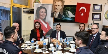 ramazan-ayinin-manevi-havasi-sehit-aileleri-ve-gazilerle-birlikte-paylasildi.jpg
