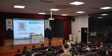 yazar-fatma-oz-alpaydin-bilgi-evi-uyeleri-ile-bir-araya-geldi.jpg