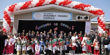 23-nisan-seferihisarda-coskuyla-kutlaniyor.jpg