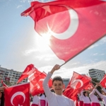 23-nisanda-cocuk-nesesi-izmiri-saracak.jpg