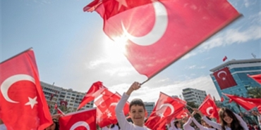 23-nisanda-cocuk-nesesi-izmiri-saracak.jpg
