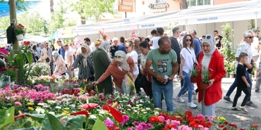bayindir-26-uluslararasi-cicek-festivali-2-4-mayisda-yapilacak.jpg
