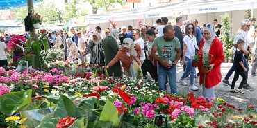 bayindir-26-uluslararasi-cicek-festivali-basliyor.jpg