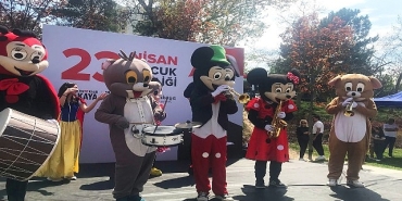 cankayada-minikler-cocuk-senliginde-doyasiya-eglendi.jpg