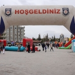 cocuklar-bayramda-doyasiya-eglendi.jpg