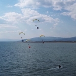 iznikte-paramotor-gosterisi-buyuk-begeni-topladi.jpg