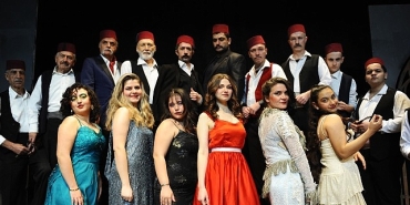 karsiyaka-belediye-tiyatrosunda-perde-kapaniyor.jpg