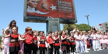karsiyakada-23-nisan-coskusu-basladi.jpg