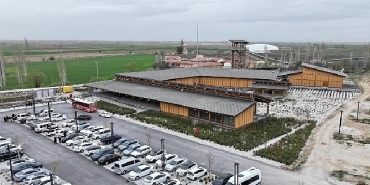 konya-buyuksehire-ait-tanitim-merkezleri-bayram-tatilinde-de-gozde-mekanlar-oldu-baskan-altay-herkesi-dort-mevsim-guzel-olan-konyaya-davet-ediyorum.jpg