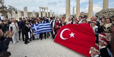manavgat-girit-mutfagiyla-dunya-lezzet-sahnesinde.jpg