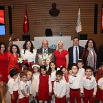 miniklerin-23-nisan-coskusu.jpg