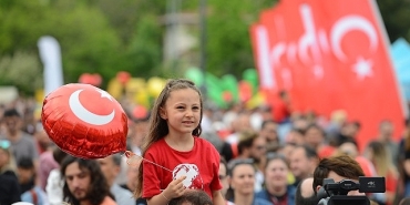 niluferde-23-nisan-cocuk-bayramina-renkli-kutlama.jpg