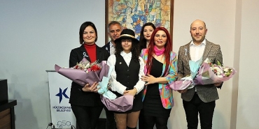 otizmli-miralden-ilham-veren-sergi-kucukcekmecede.jpg