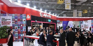petroleum-istanbul-fuarinda-aytemiz-urun-ve-hizmetleriyle-dikkat-cekti.jpg