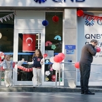 qnb-turkiye-23-nisan-ulusal-egemenlik-ve-cocuk-bayramina-ozel-olarak-hazirladigi-yeni-reklam-filmini-yayinladi.jpg