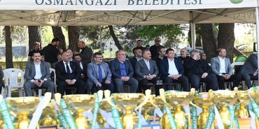 rahvan-at-kosusunda-oduller-sahiplerini-buldu.jpg
