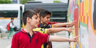 tugay-cocuklar-yasadiklari-dunyayi-koruyarak-buyusunler.jpg
