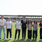 19-mayis-ataturku-anma-genclik-ve-spor-bayrami-aliagada-coskuyla-kutlandi.jpg