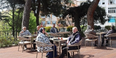 65-yas-ustu-vatandaslarin-yeni-huzur-duragi.jpg