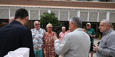 alman-cifte-baskan-topaloglundan-tesekkur-plaketi.jpg