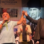 baskan-cercioglu-sevilen-sarkilari-aydinlilar-ile-bulusturdu.jpg