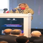 baskan-tugay-yapay-zeka-zirvesinde-konustu.jpg