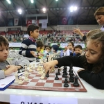 baskan-unsal-cocuk-baskana-verdigi-sozu-tuttu.jpg
