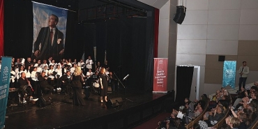 bizim-evden-yesilcam-sarkilari-konseri.jpg