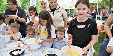 buyuksehirden-dunya-colyak-gunune-ozel-farkindalik-senligi.jpg
