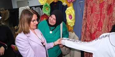 calili-kadinlar-el-emeklerini-sergiledi.jpg
