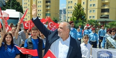 canikte-19-mayis-coskusu-sokaklara-tasti.jpg