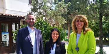 ege-universitesi-2-uluslararasi-turan-film-festivalinde-sinemanin-anlati-dili-ve-gelecegi-tartisildi.jpg