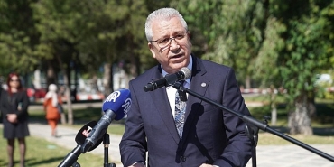 ege-universitesinde-70-yil-aniti-torenle-acildi.jpg
