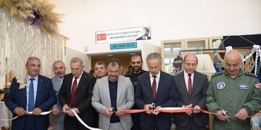 emekler-sergide-hayat-buldu.jpg