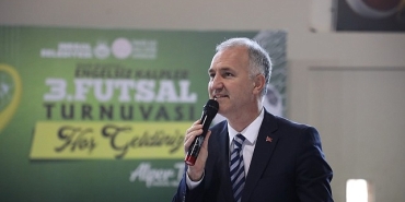 engeller-sahada-asildi-futsal-turnuvasinda-dostluk-kazandi.jpg