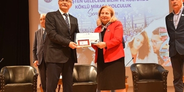 eunun-duayen-hocalari-universitenin-tarihini-anlatti.jpg