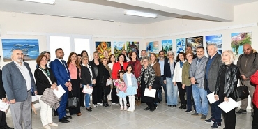 kaklic-sanat-akademisinin-yil-sonu-sergisi-buyuk-ilgi-gordu.jpg