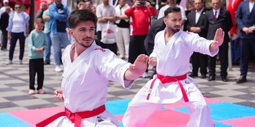 keciorende-19-mayis-coskusu-erken-basladi.jpg