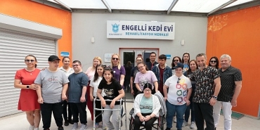 konak-belediyesinden-sevgi-dolu-bulusma.jpg