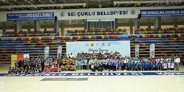 konya-buyuksehir-geleneksel-cocuk-oyunlari-il-finalinde-basarili-ogrencilere-odulleri-verildi.jpg