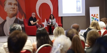 levent-uzumcu-cesmede-sanat-ve-yasam-uzerine-konustu.jpg