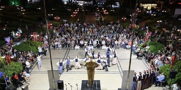 menderes-mandalina-cicegi-festivali-ile-cosacak.jpg