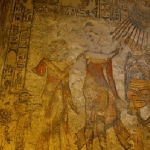 misirin-kayip-hazinelerinin-pesinde-kudretli-kraliceler-11-mayis-pazar-20-00de-national-geographic-ekranlarinda.jpg